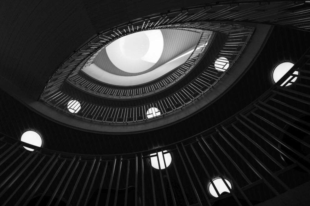 EYE LIKE STRUCTURE